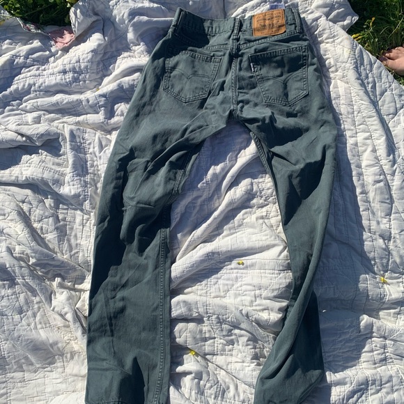 levi’s - Picture 2 of 3